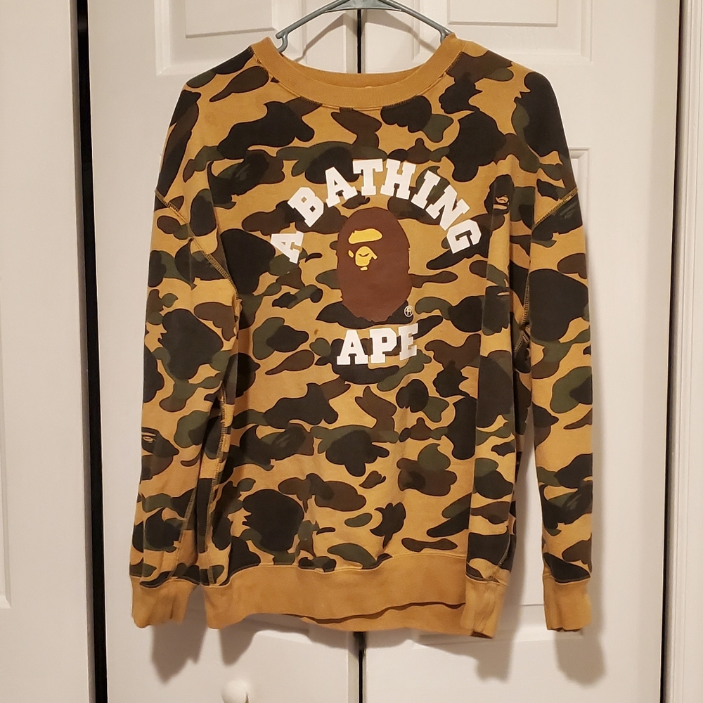 BAPE LADIES ONE SIZE CAMO TAN SWEATSHIRT
